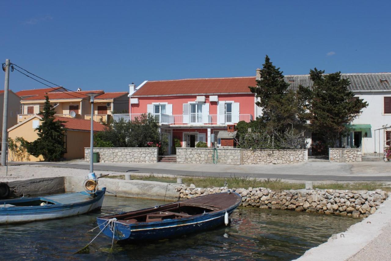 Rooms By The Sea Kustici, Pag - 6288 ภายนอก รูปภาพ
